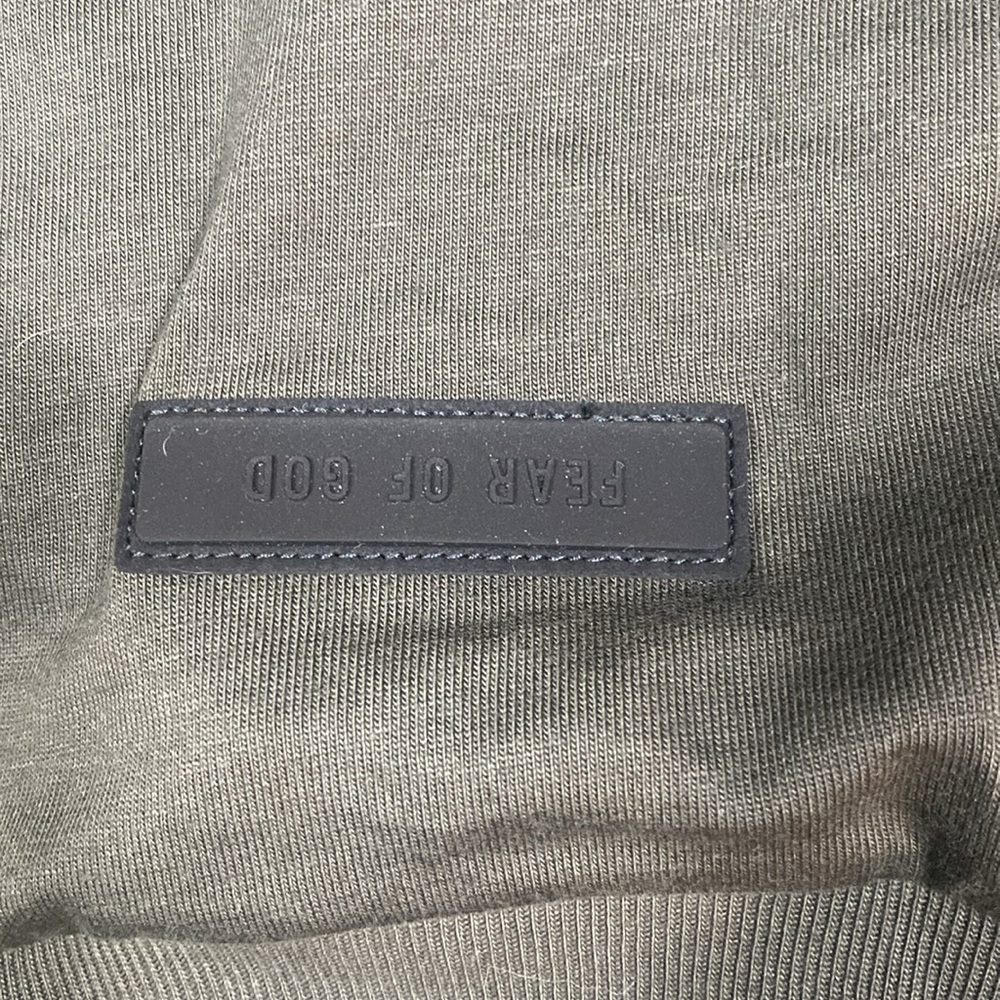 dark grey essentials tee - Picture 3 of 6
